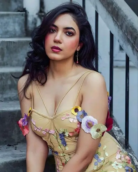 Book Call Girl in Ahmedabad